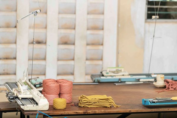 Quels sont les procédés de fabrication les moins polluants pour les textiles ?